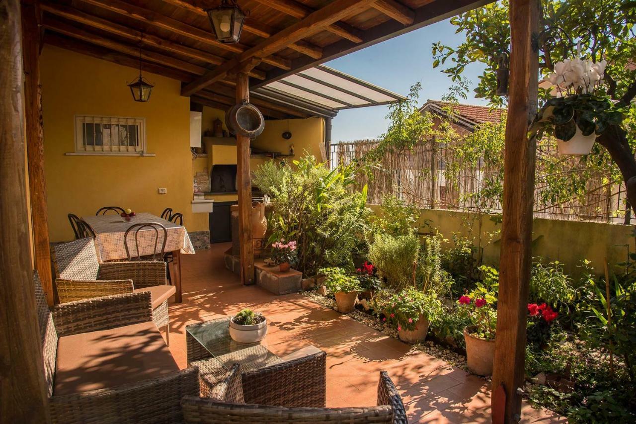 Holiday Home Luppinedda Nunziata Exterior foto